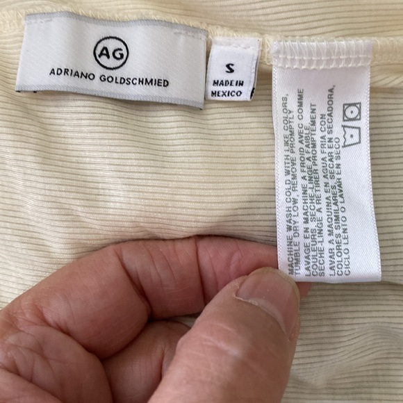 AG Adriano Goldschmied base layer turtleneck, diagonal seem across front Small - Picture 7 of 9